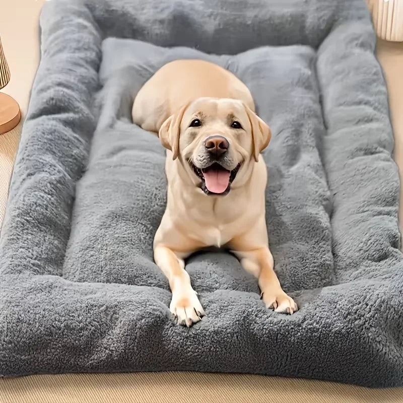 Oversized Plush, Soft-Polyester Dog & Cat Bed /Couch