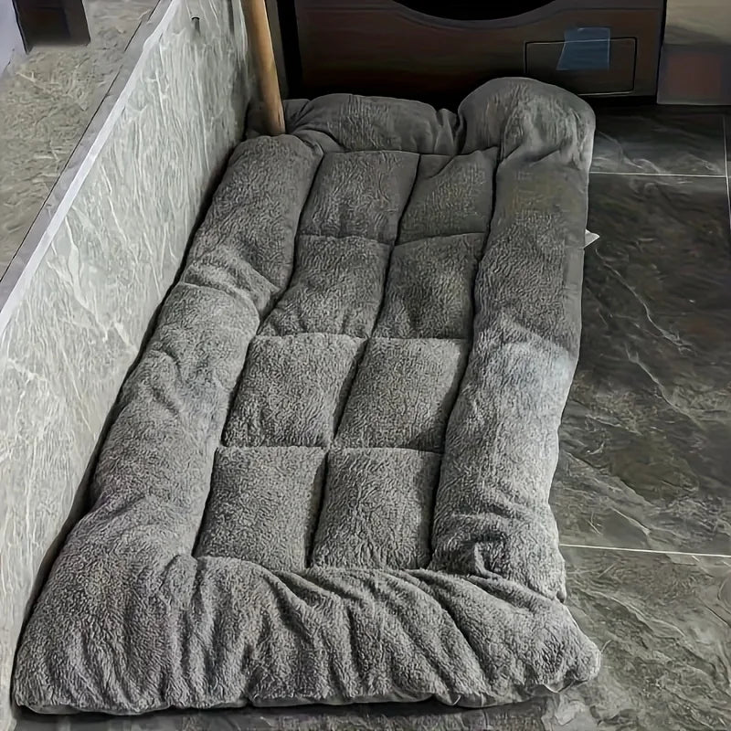 Oversized Plush, Soft-Polyester Dog & Cat Bed /Couch